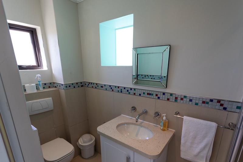 4 Bedroom Property for Sale in Baron View Western Cape